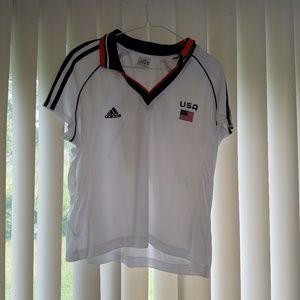 Adidas shirt size XL women's